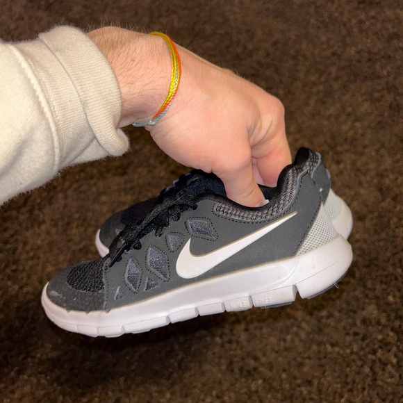 Size 9 - Nike Run Swift Black - 908989-001 - Picture 8 of 10